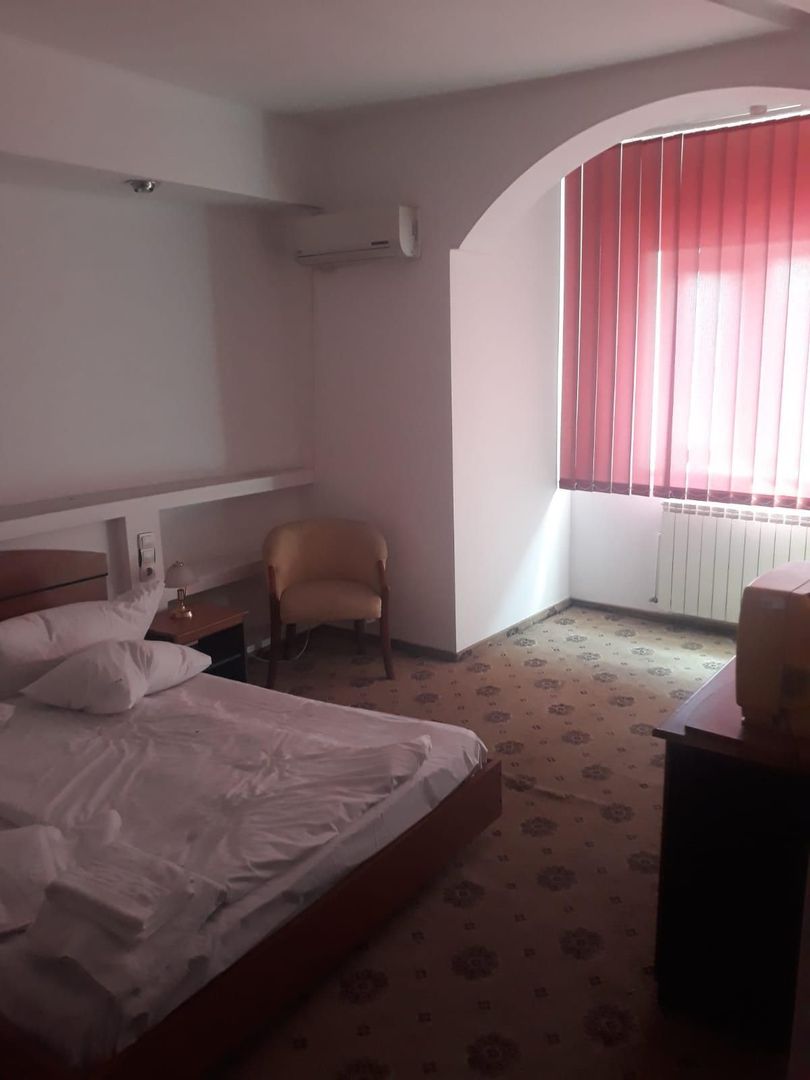 Hotel Capitol de vanzare Valenii de Munte Prahova - Poză 12