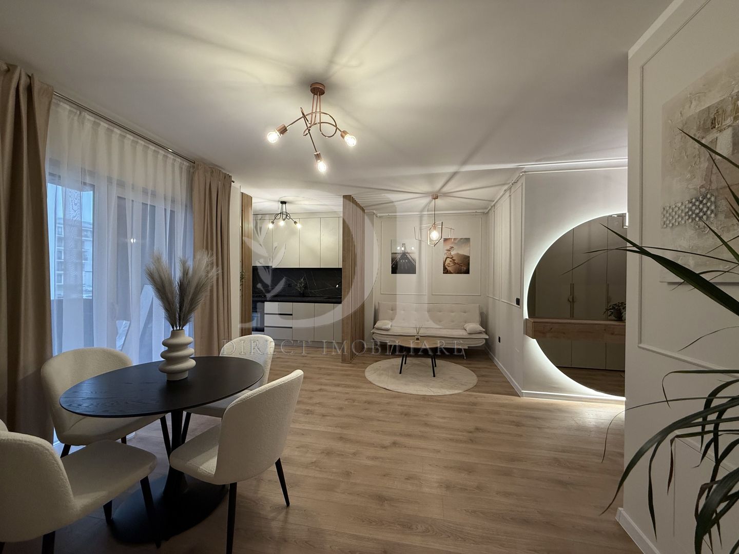 Apartament la cheie / etaj intermediar / Zona Eroilor - Poză 1