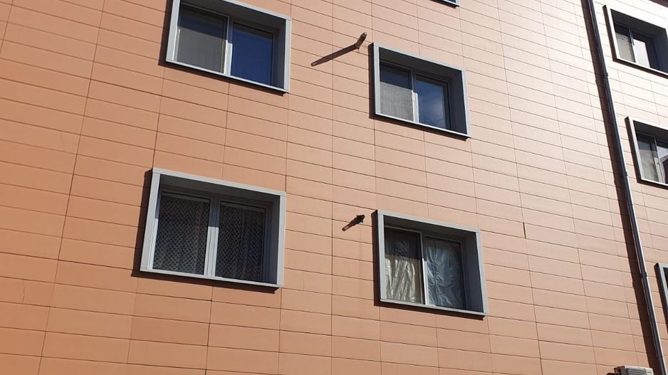 BRASADAS vinde garsoniera la etajul 2 pe B-ul Closca. - Poză 1