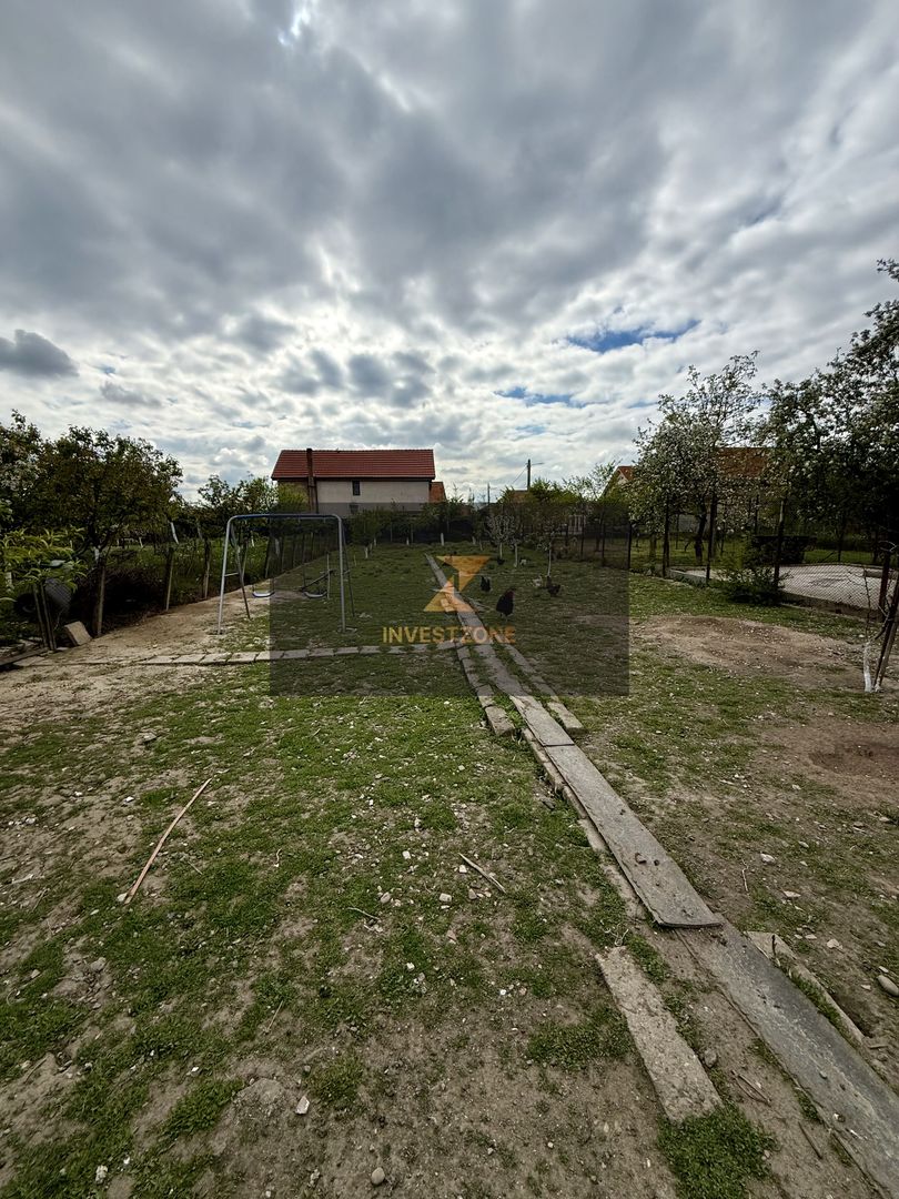 Casă + teren 757 mp Osorhei - Poză 2