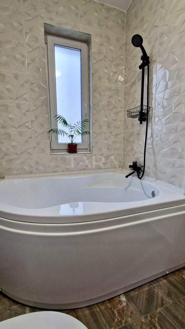 Apartament ultrafinisat, 3 camere ideal pentru pretentiosi! - Poză 13