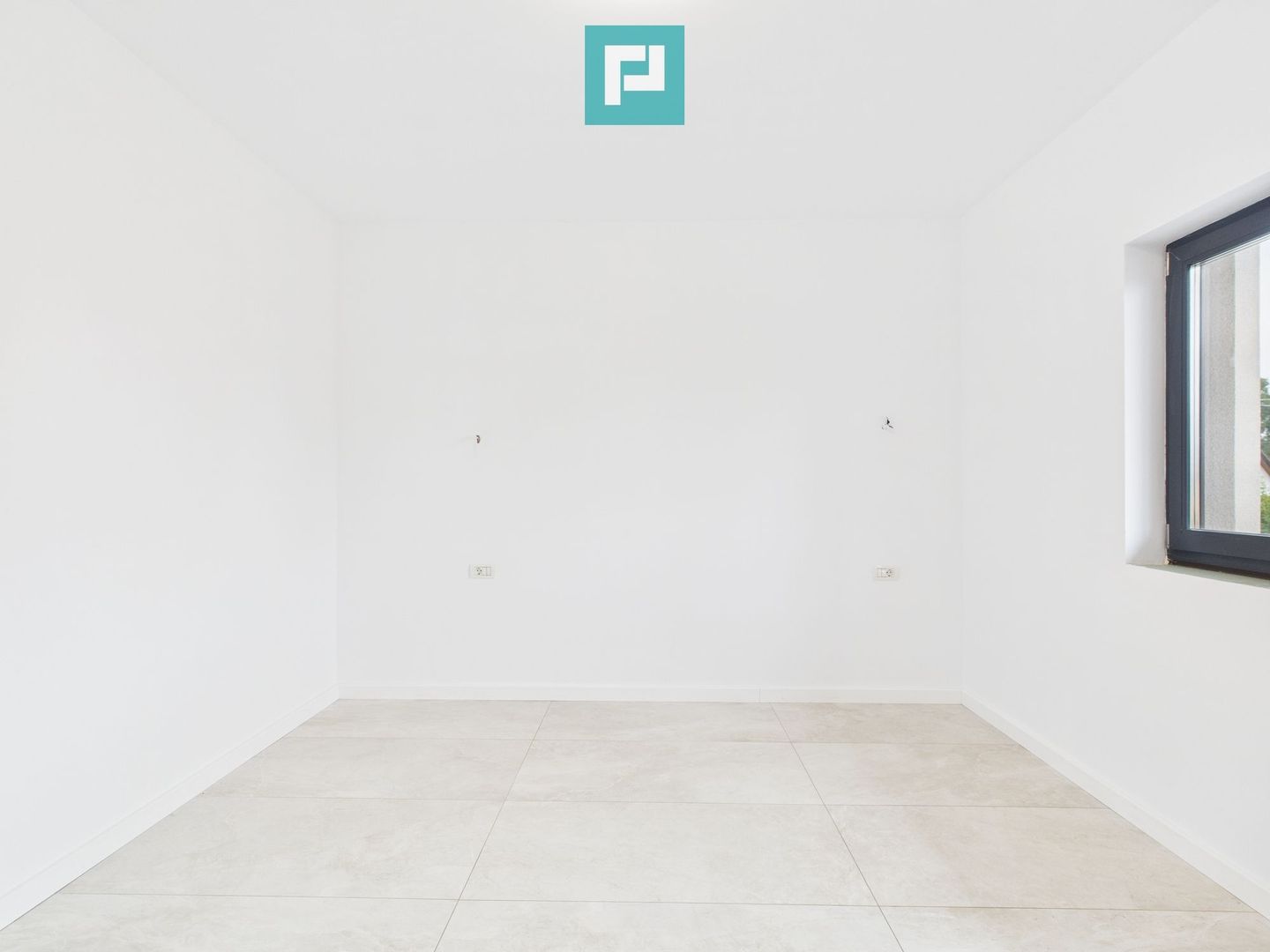 Apartament cu 2 camere, terasă generoasă – Moșnița - Poză 3