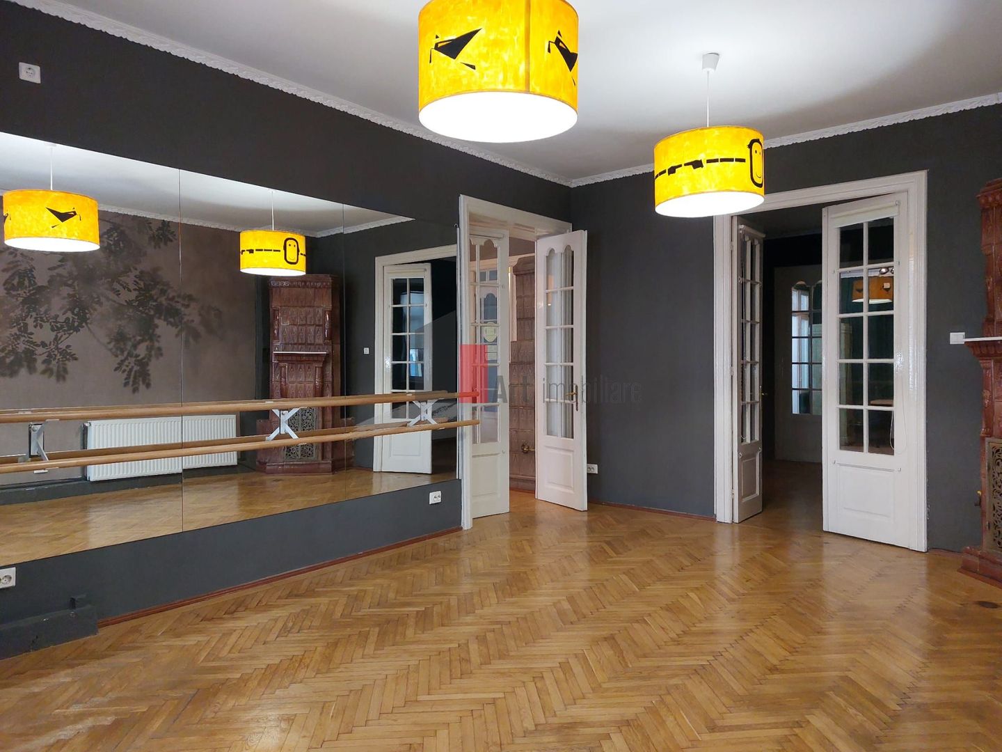 Spatiul "BRYNT", et. 1 in vila, INTRARE SEPARATA, SINGUR PE NIVEL - Poză 1