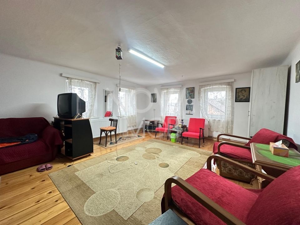 Casa individuala cu teren generos – 8.356 mp – Tichindeal, jud. Sibiu - Poză 12