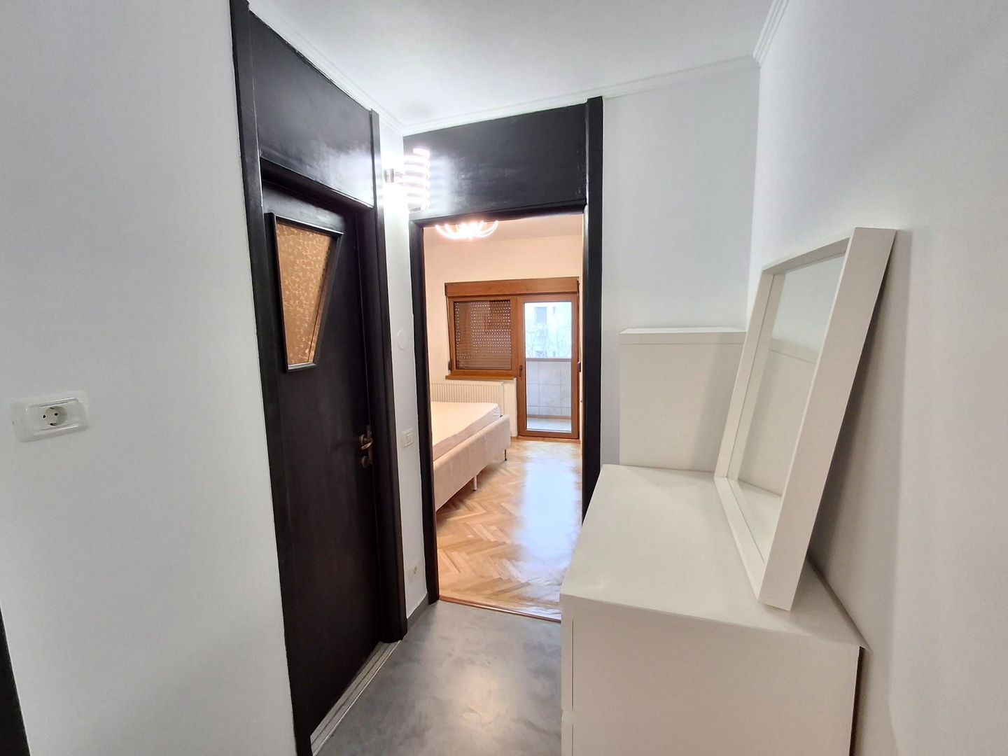 Apartament de inchiriat  2 camere Zona Decebal , Piata Muncii. - Poză 11