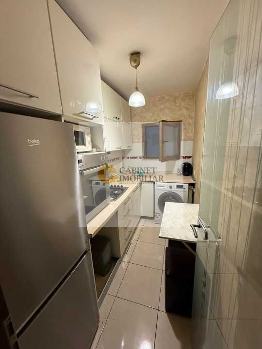 3 camere I Etaj 3 I Piata Romana I 1960 - Poză 5