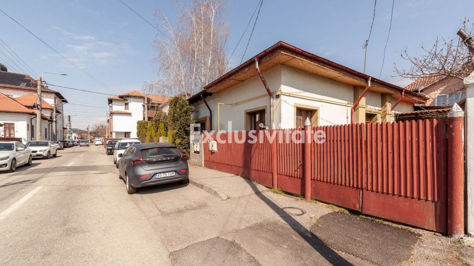 Casa cu potential/ zona Sf Vineri/ 126 mp teren/ Regim urbanistic avantajos - Poză 2