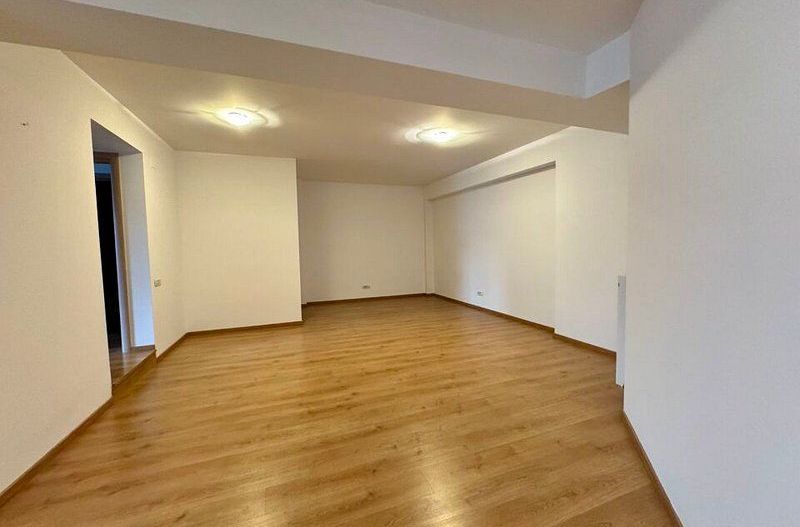 Apartamente cu 2 si 3 camere in Aviatiei-Baneasa - Poză 4