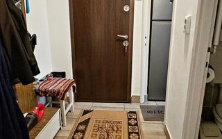 Garsonieră decomandată, etaj 2, balcon, bloc izolat – Astra, Str. Uranus - Poză 6