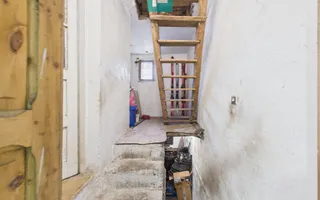 Casă cu 4 camere și teren de 4227mp în Curtici - Poză 20