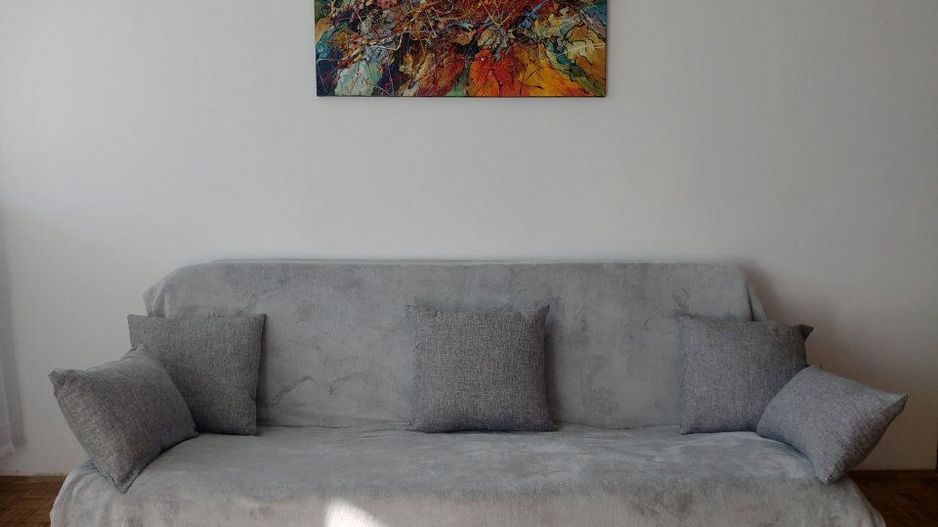 Inchiriem apartament 2 camere zona 1 Mai - Poză 4