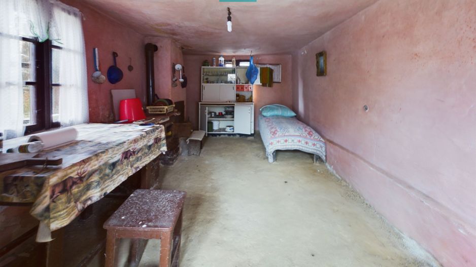 Casă impresionantă, cu anexe în Dezna-Moneasa! - Poză 18