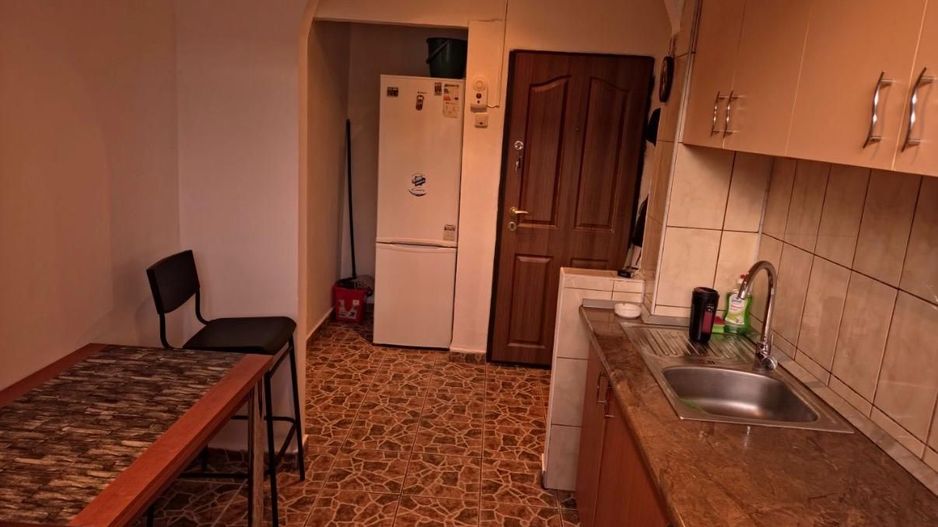 AP. 2 CAMERE TITAN, LOC PARCARE, MOBILAT/UTILAT, METROU 5 MINUTE - Poză 6