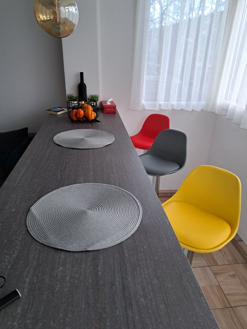 Apartament ,Tiglina 1,et 1,mobilat si utilat,la cheie - Poză 3