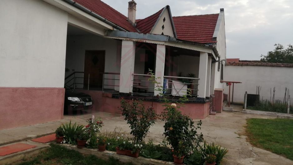 PROPRIETATE CU 2 CASE ȘI CURTE\VALEA TIMIȘULUI\JUD.CS - Poză 3