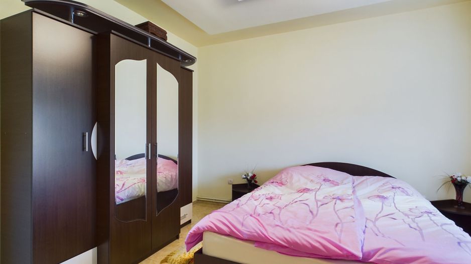 Casă pe un nivel in Pișchia - Poză 17