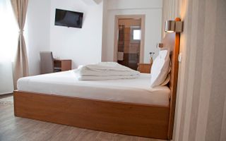 Proprietate cu profit rapid - Hotel cu amplasare premium, Popesti - Poză 9
