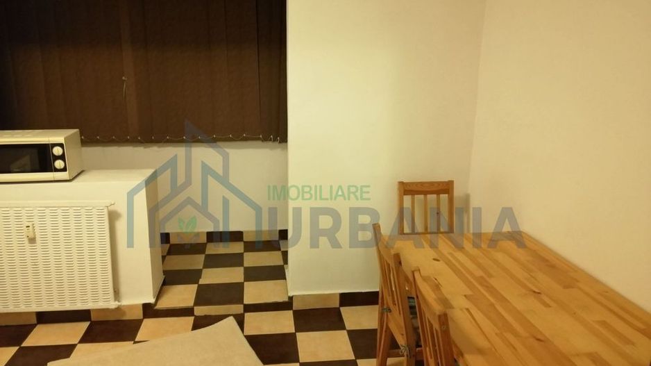 De vanzare apartament decomandat cu 1 camera - Poză 2