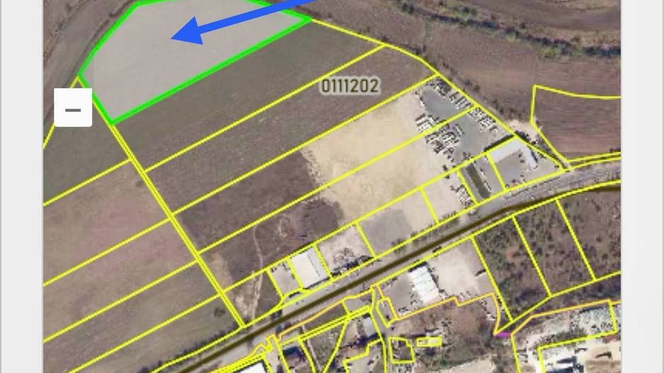 Teren agricol de vânzare 2,5 ha Singera/Avânte - Poză 2