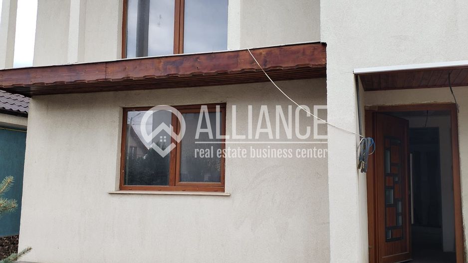 Lumina (cod04)-Casa P+1 4 camere 3 bai - Poză 18