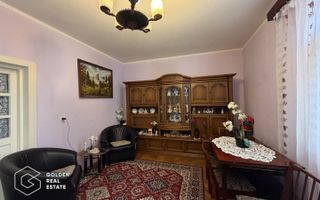 Casa cu doua corpuri de cladire in Gradiste - Poză 2