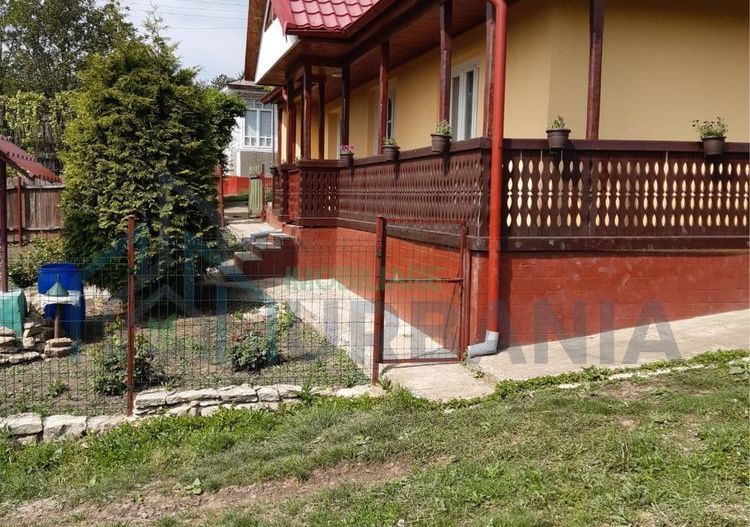 Casă de vânzare în Popesti, Iași – 3 camere, 70 mp, teren 3300 mp - Poză 1