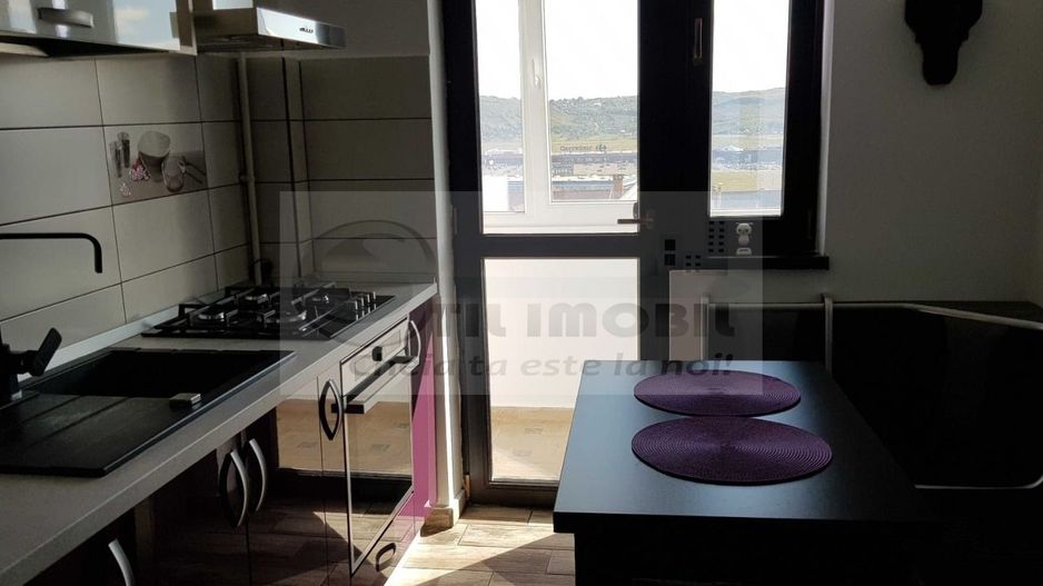 Apartament 3 camere Valea Lupului, 450 euro cu parcare inclusă - Poză 3