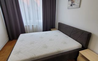 Piata Victoriei| 2 camere|  vedere superba spre Catedrala si Opera| balcon| - Poză 3