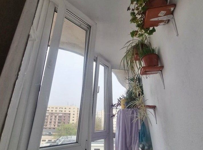 Vanzare 2 Camere Bd. Unirii Luxul Liniștii Monolit 1989 Vedere Spate 3 Balcoane - Poză 6