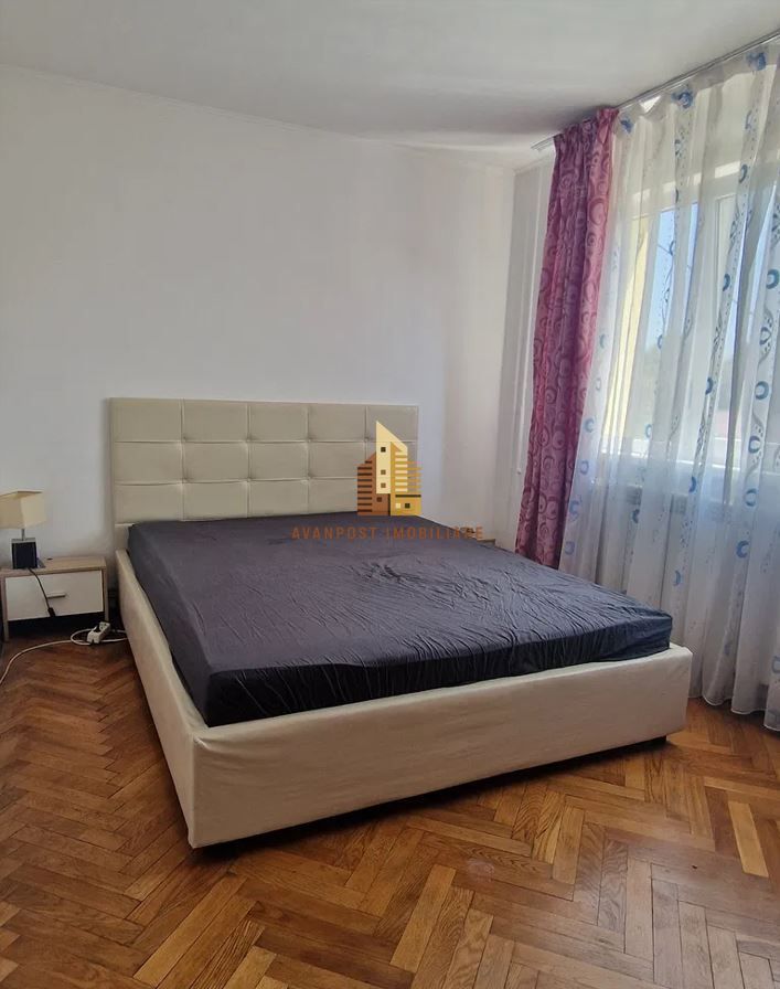 | Apartament cu 3 camere de vanzare | Cartierul Grigorescu | Etaj 1| - Poză 4