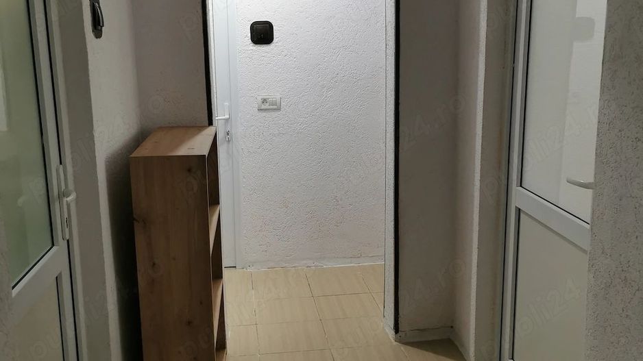 De inchiriat apartament 3 camere, parter, zona Constructorilor, 400 Euro - Poză 5