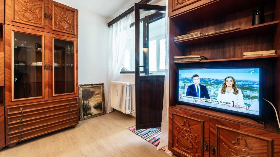 Inchiriez ap 2 camere, semi-decom, renovat, sector 6, 400 Euro/luna - Poză 3