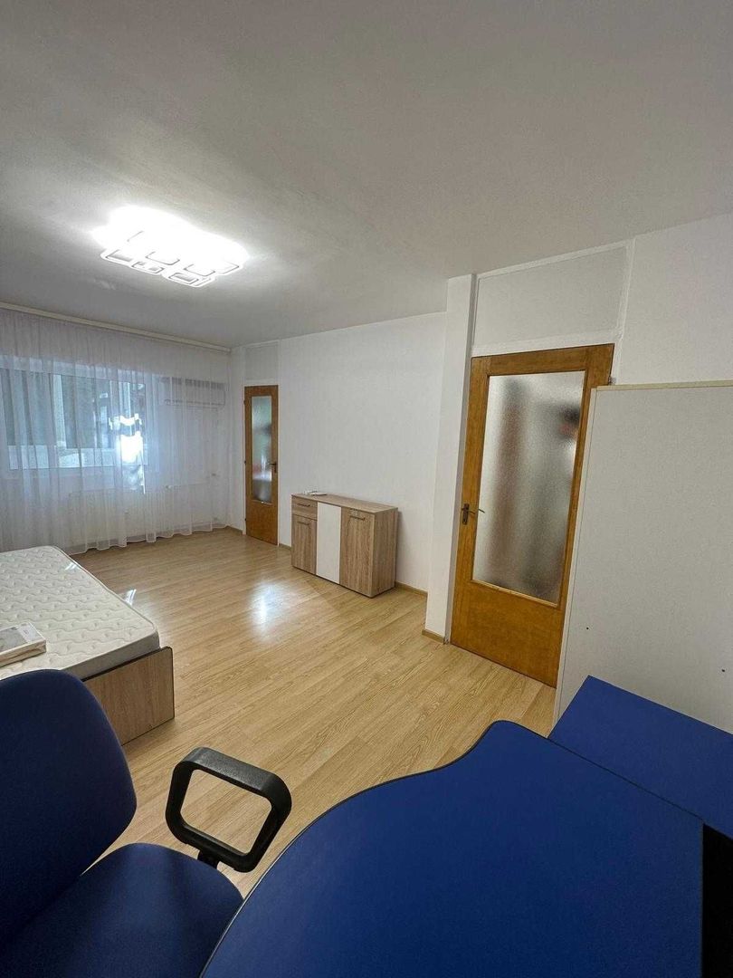 Garsoniera de inchiriat zona Lacul Tei cu boiler electric aproape de UTCB - Poză 3