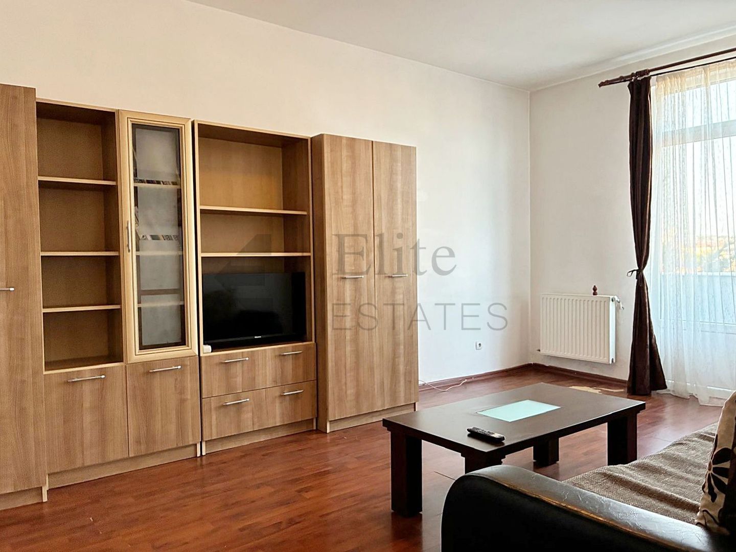 Apartament decomandat cu 2 camere central in Oradea - Poză 1