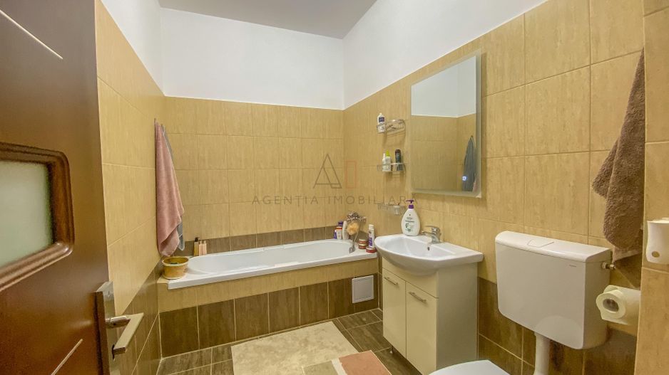 3 camere I Loc Parcare I 2 bai - Poză 11