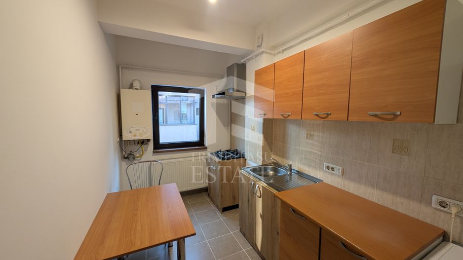 Garsonieră modernă 30 mp, Str. Cooperativei, cu balcon și parcare - Poză 6