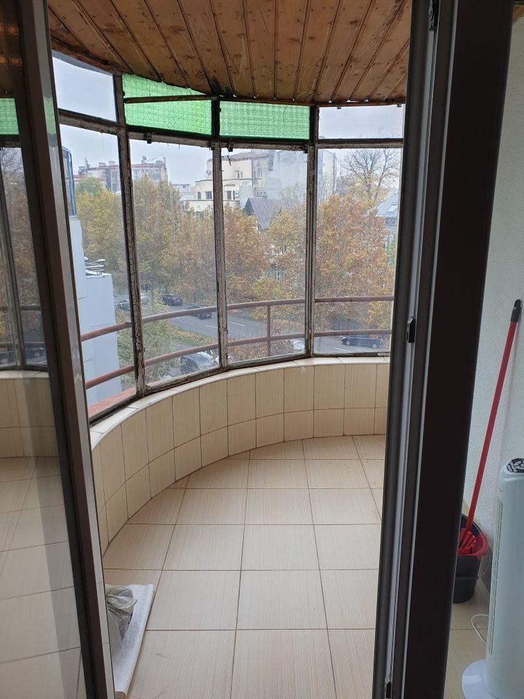 APARTAMENT IDEAL PENTRU INVESTIEI ZONA VICTORIEI - Poză 3