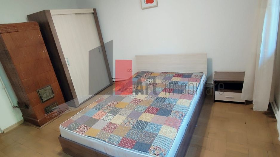 Apartament de vanzare cu 2 camere in zona Pajura. - Poză 21