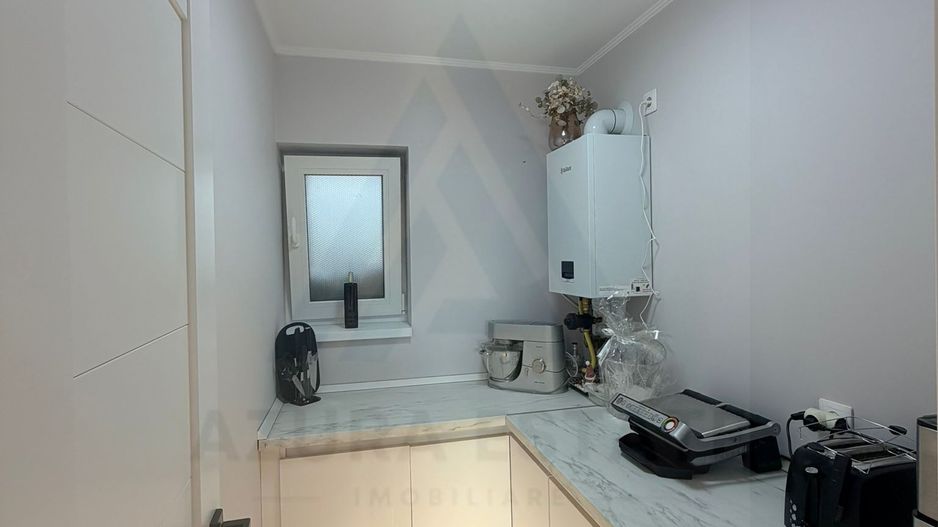 Casa individuala utilata 4 camere 120 mp utili garaj si teren Cristian - Poză 8