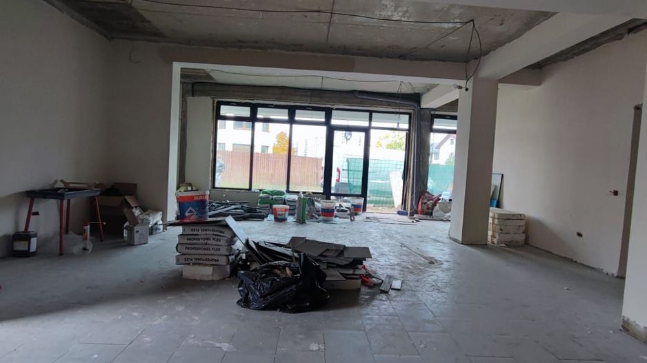 Stradal -Vad Comercial Vitrina - Poză 6