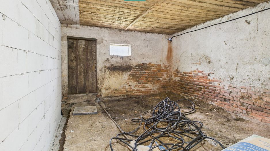 Casă cu teren generos Vărădia de Mureș - Stejar - Poză 37