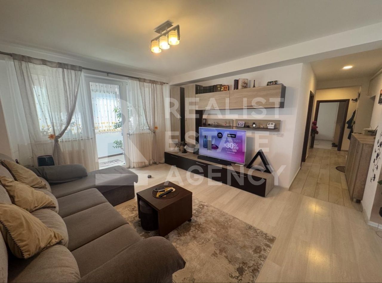 Vânzare, apartament cu 3 camere în zona Militari Residence - Poză 2