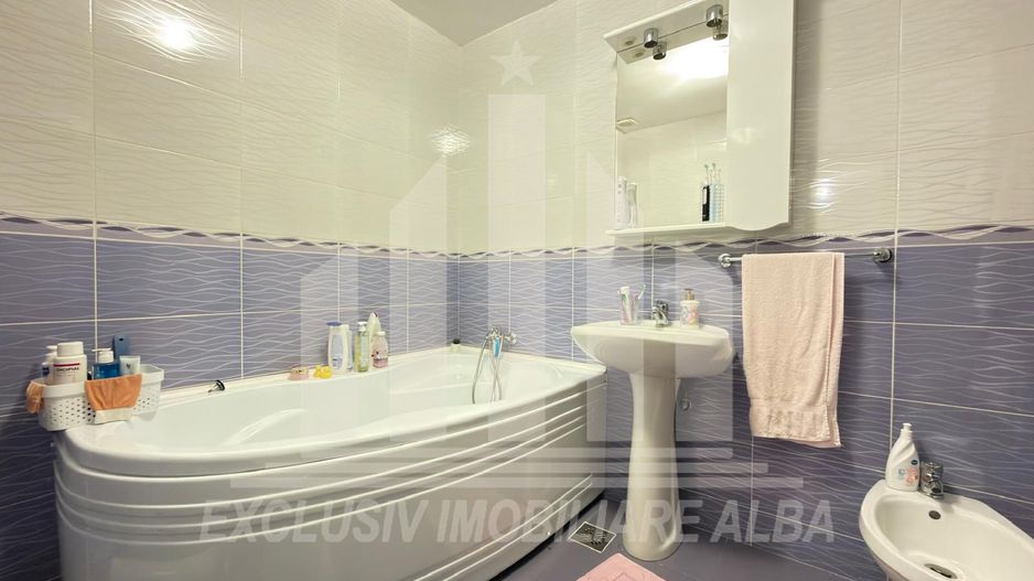 Casa insiruita | De vanzare | 160 mp | Centru-Lipoveni - Poză 11