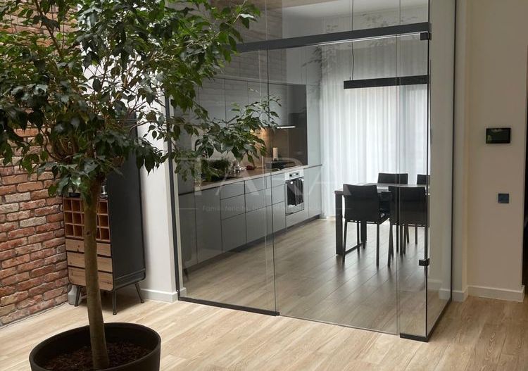 Casă moderna si spatioasa, zona  Andrei Mureșanu - Poză 3