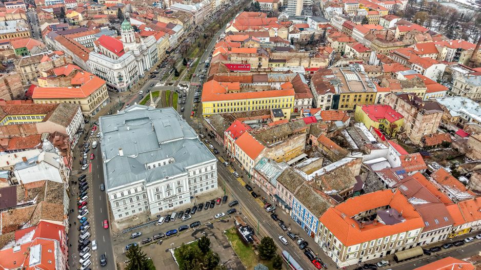 Clădire ultracentrală în Arad – activ imobiliar cu potențial ridicat - Poză 5