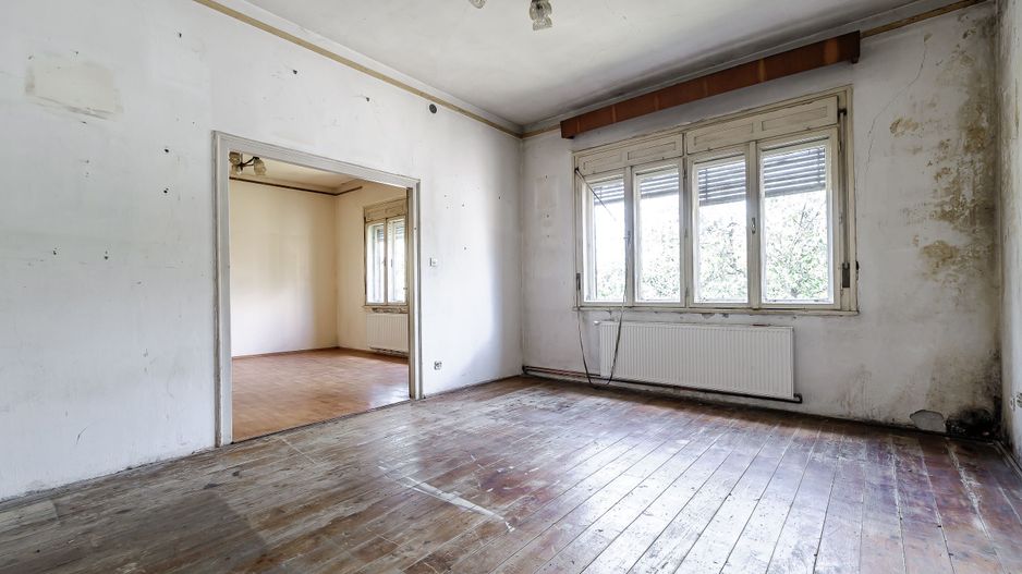 Casă cu teren de 716 mp pe strada Dorobanți, Pârneava. - Poză 3