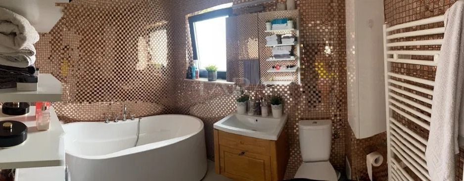 Apartament cu 2 camere de vânzare în zona Borhanci - Poză 6