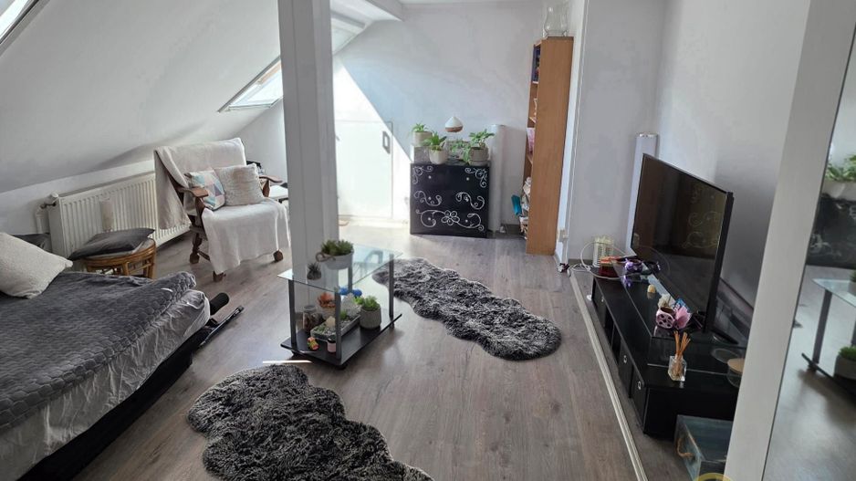 Proprietate ultracentrală cu 5 camere- str. Primăriei - Poză 15