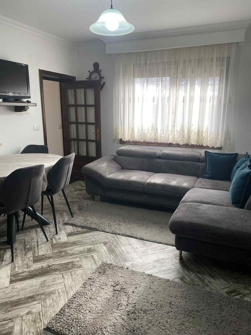 Casă de vânzare în comuna Costache Negri - Poză 13