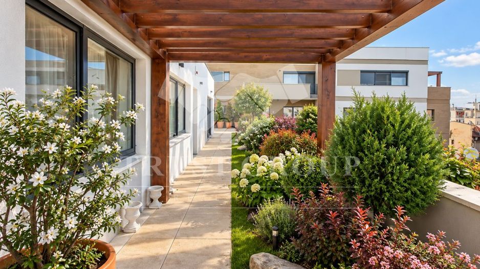 Penthouse deosebit 4 Camere Ultracentral | Terasa 115mp | 2 Locuri parcare - Poză 3